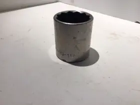 13-158 ARMSTRONG Drive Point Socket #3