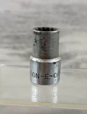 ZA16 BONNEY Bon Socket Point Drive Shallow #2