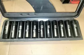 AAOOOO20 CAMPBELL HAUSFELD Impact Socket Set #2
