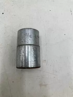 8H-8551 CAT Drive Point Shallow Socket #3