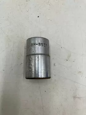 8H-8551 CAT Drive Point Shallow Socket