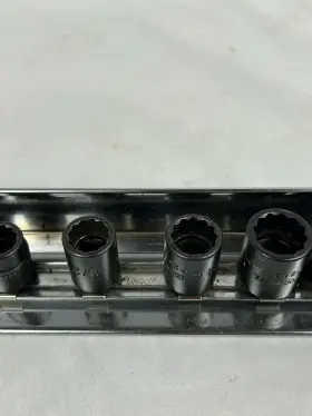 STI218P CORNWELL Drive Power Socket Set Point #3