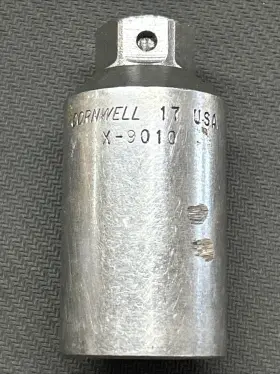 X-9010 CORNWELL Oil Sending Stoplight Switch Socket Drive