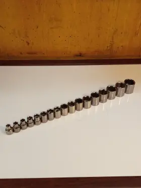 43516-43585 CRAFTSMAN Drive Point Socket Set