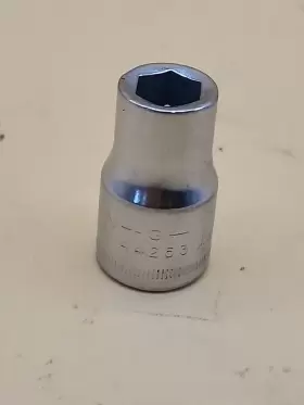 44253-G CRAFTSMAN Point Drive Shallow Socket #2