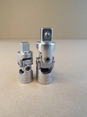 4435-4425 CRAFTSMAN Swivel Socket Extension