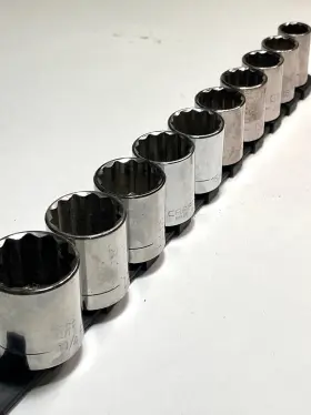 47505-47517 CRAFTSMAN Drive Socket Set