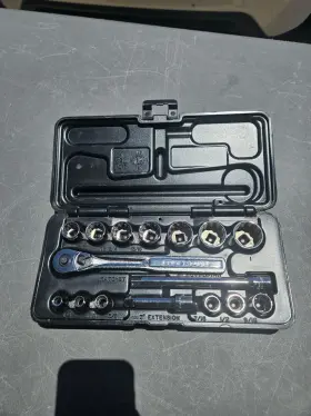 Craftsman 9-1587 3/8 Drive Socket Set 1/4-1 In Push Button Release Ratchet 2 Extensio
