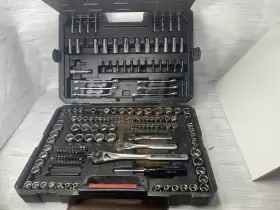 935154 CRAFTSMAN Drive Mechanics Tool Set