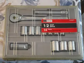 944071 CRAFTSMAN Vintate Sears Drive Ratchet Socket Set Clea
