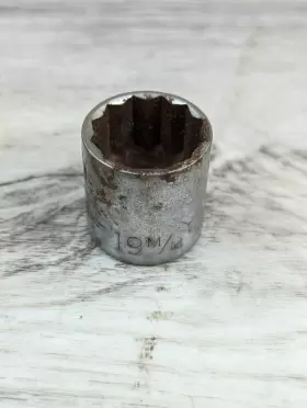 V-44308 CRAFTSMAN Drive Shallow Socket