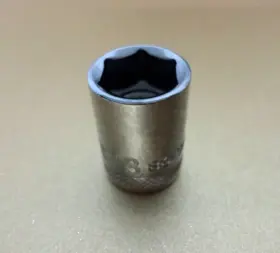 86-308D DEWALT Drive Socket Shallow