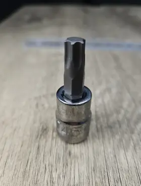 87-146D DEWALT Torx Bit Drive Box T45 Star