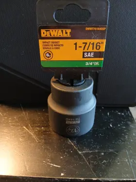 DWMT751630SP DEWALT Drive Impact Socket