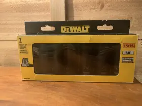 DWMT81608 DEWALT Drive Socket Set Cave Garage