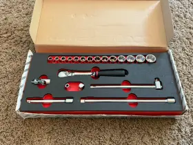 MODM-JL1 FACOM Standard Point Socket Set Box