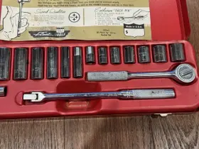 Fleet 22763 Vintage 20 Pc 3/8 Inch Drive Socket Set With Original Metal Box Model #22763