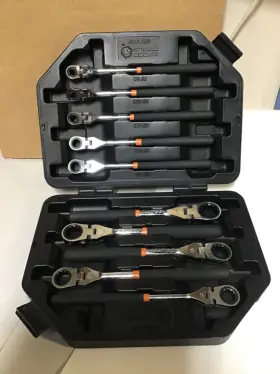 SRF102P FLEX Matco Ratcheting Combination Wrench Set