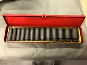 467814 GENIUS Impact Socket Set