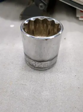 Gm 33332 Performance Parts 1/2 Inch Drive 32mm 12 Pt. Socket Lightly Used - Nice