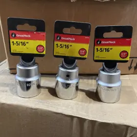 50516 GREAT NECK Sockets