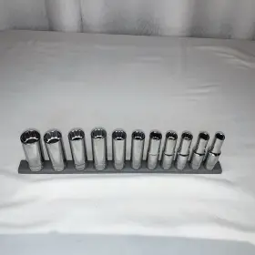 635-230 HUSKY Drive Socket Set