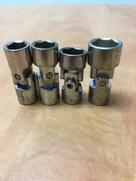 CBF-16 HUSKY Drive Swivel Socket Set