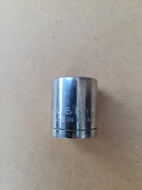 CBM-615 HUSKY Socket Drive