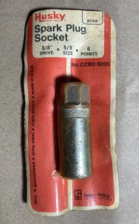 CCBD-620S HUSKY Spark Plug Socket Drive Points