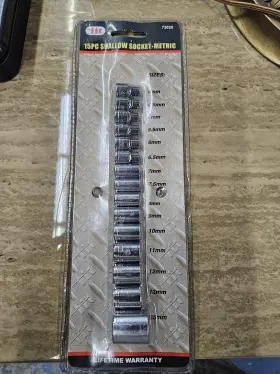 73020 ILLINOIS INDUSTRIAL TOOL Shallow Socket Set