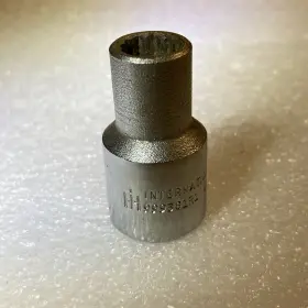 999381R1 INTERNATIONAL HARVESTER Point Drive Socket