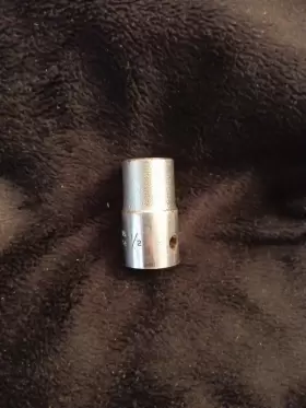 999383R1 INTERNATIONAL HARVESTER Point Drive Socket #3