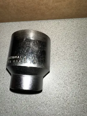 999427R1 INTERNATIONAL HARVESTER Point Drive Socket #3