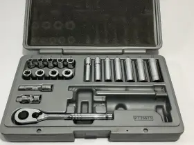 PT20973 JOHN DEERE Drive Socket Set John-deere