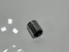 TY3146 JOHN DEERE Shallow Socket Point Drive John-deere