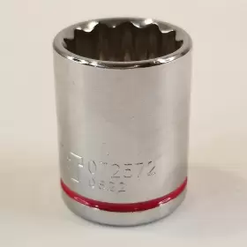 072572 KOBALT Point Drive Shallow Socket #2