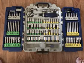 300409 KOBALT Speedfit Socket Set