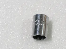 M142 MAC TOOLS Shallow Drive Point Socket