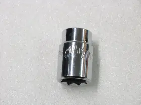 V188R MAC TOOLS Drive Point Shallow Socket