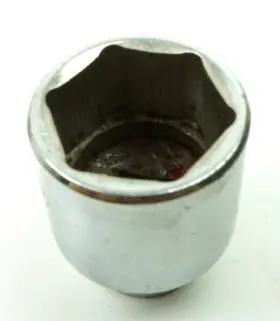 V366R MAC TOOLS Point Shallow Socket Drive #3