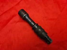 VP5EKL MAC TOOLS Drive Locking Impact Socket Extension R4