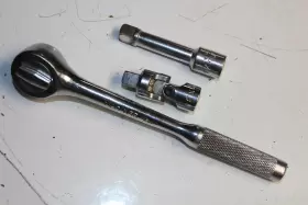 X8R-X3U-X3E MAC TOOLS Drive Round Head Ratchet Joint Socket