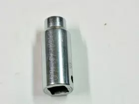 XDM9-6 MAC TOOLS Drive Point Semi Socket #3