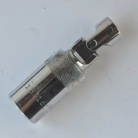 XU266D MAC TOOLS Socket Drive Spark Plug