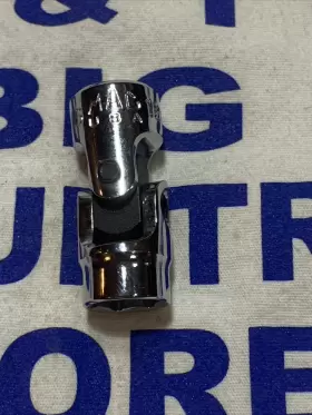 XU612MMR MAC TOOLS Drive Shallow Swivel Socket #2