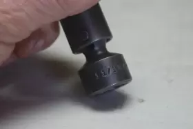 XUP226 MAC TOOLS Drive Point Swivel Impact Socket #3 XUP226 MAC TOOLS Drive Point Swivel Impact Socket #3