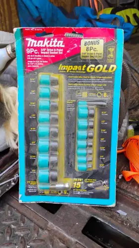 B-42715 MAKITA Impact Socket Set