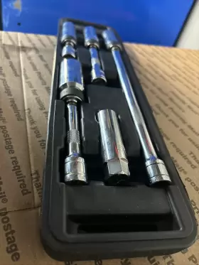 SPK5A MATCO Magnetic Spark Plug Service Kit #2