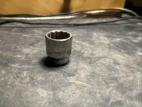 B242 MATCO TOOLS Drive Shallow Socket Point