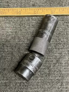 BDUP206PA MATCO TOOLS Drive Ball Swivel Spark Plug Socket